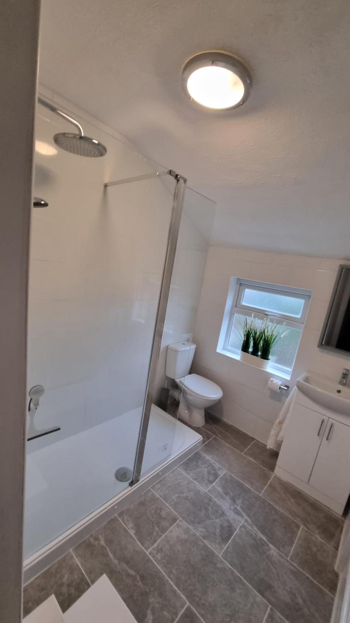 City Of Chester Award Winning Cottage -Pixie Terrace Честър Екстериор снимка